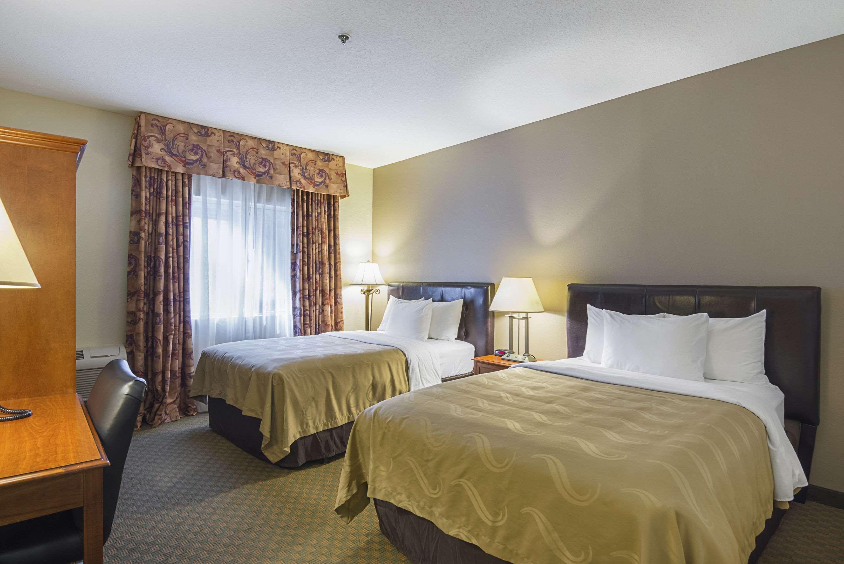 Quality Inn Fresno Yosemite Airport Екстериор снимка
