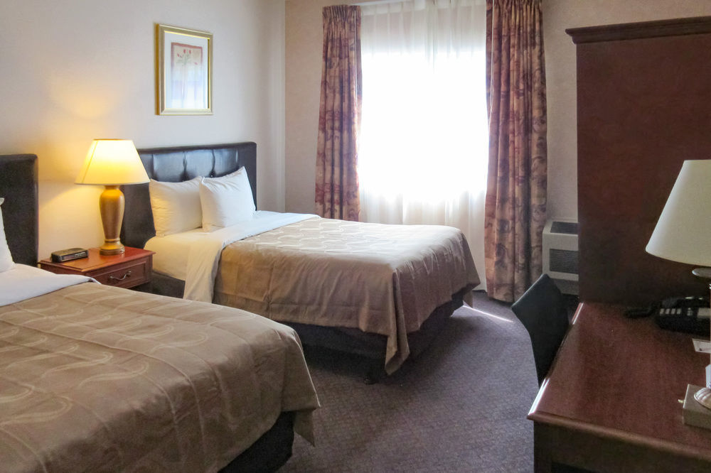 Quality Inn Fresno Yosemite Airport Екстериор снимка